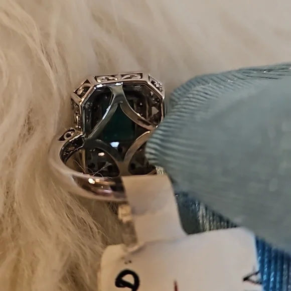 -SOLD- Vintage style, lab created emerald w/real diamonds with silver and 14kt - Picture 8 of 8